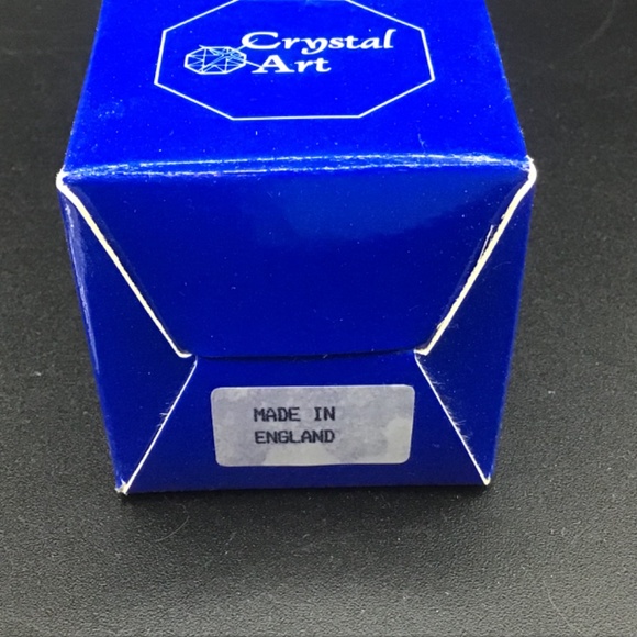 Crystal Art Small crystal clam shell with faux pearl and Mirror. Made in England - Picture 4 of 6